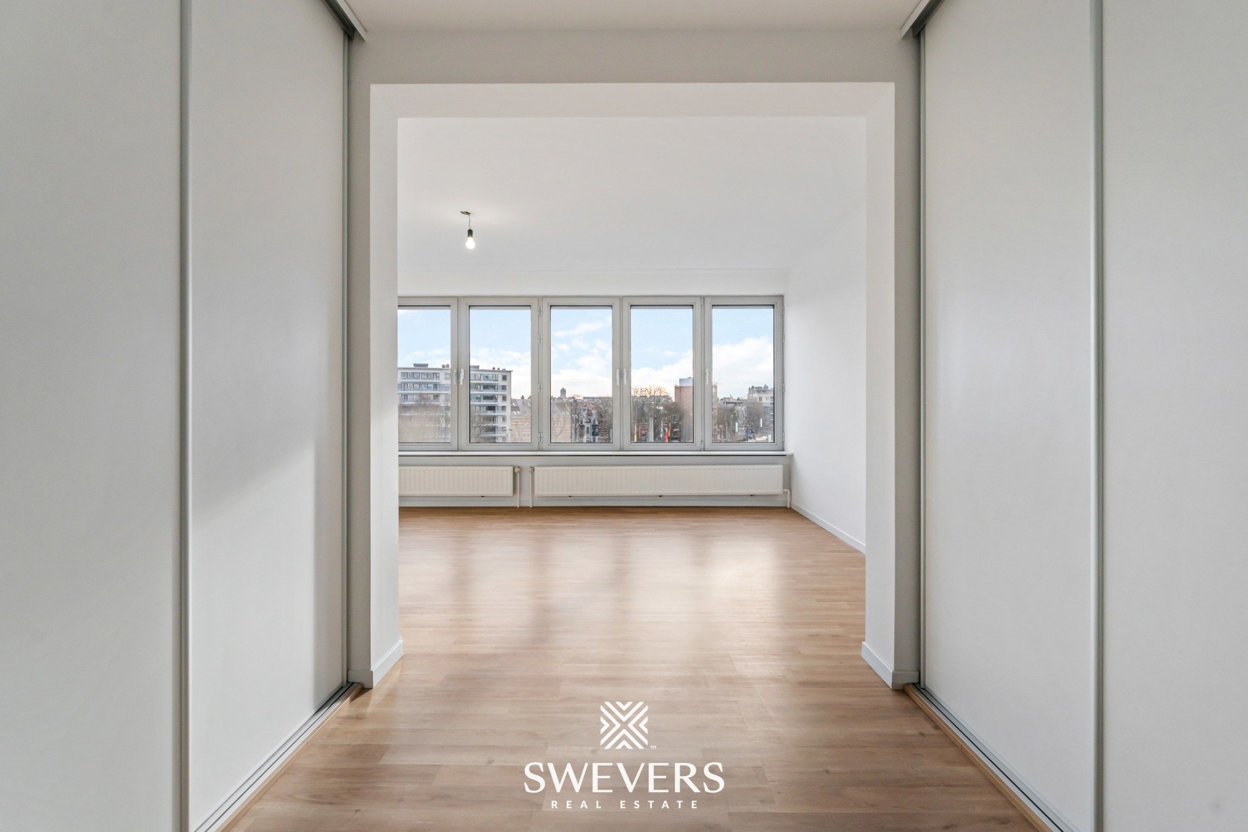 Exclusief duplex penthouse met royale terrassen in het hart van Hasselt foto 12