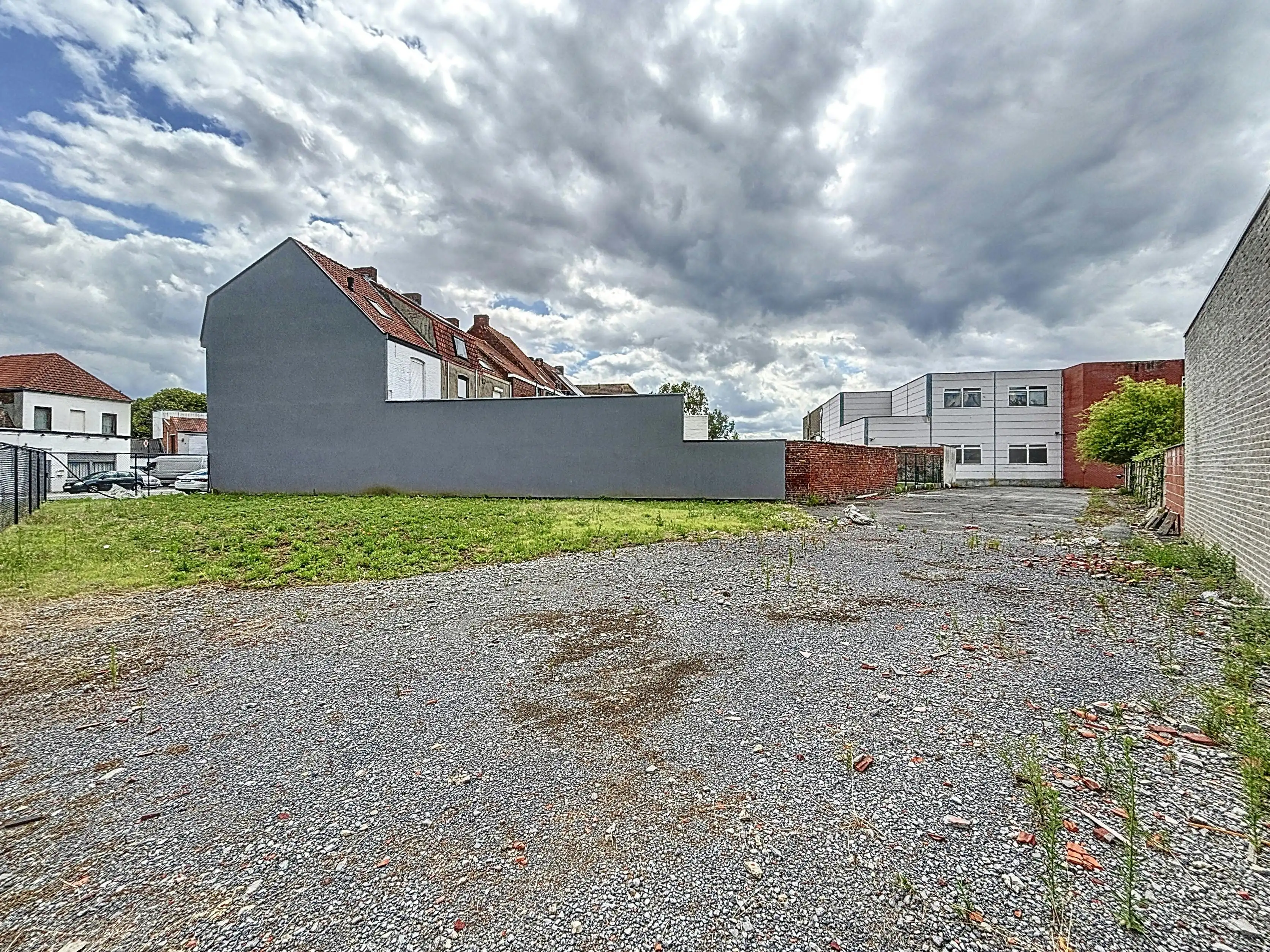 Centraal gelegen bouwgrond te koop in Kortrijk foto 5