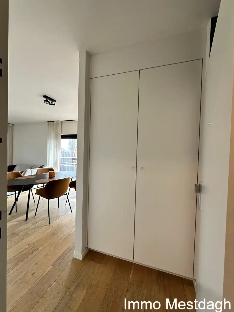 Unieke Penthouse met Panoramisch Uitzicht & Terrassen Rondom foto 9