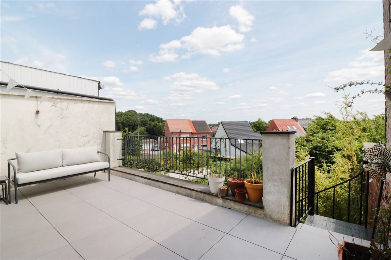 Smaakvol gerenoveerd, label C, 3 slkpmrs, terras en grote stadstuin foto 11