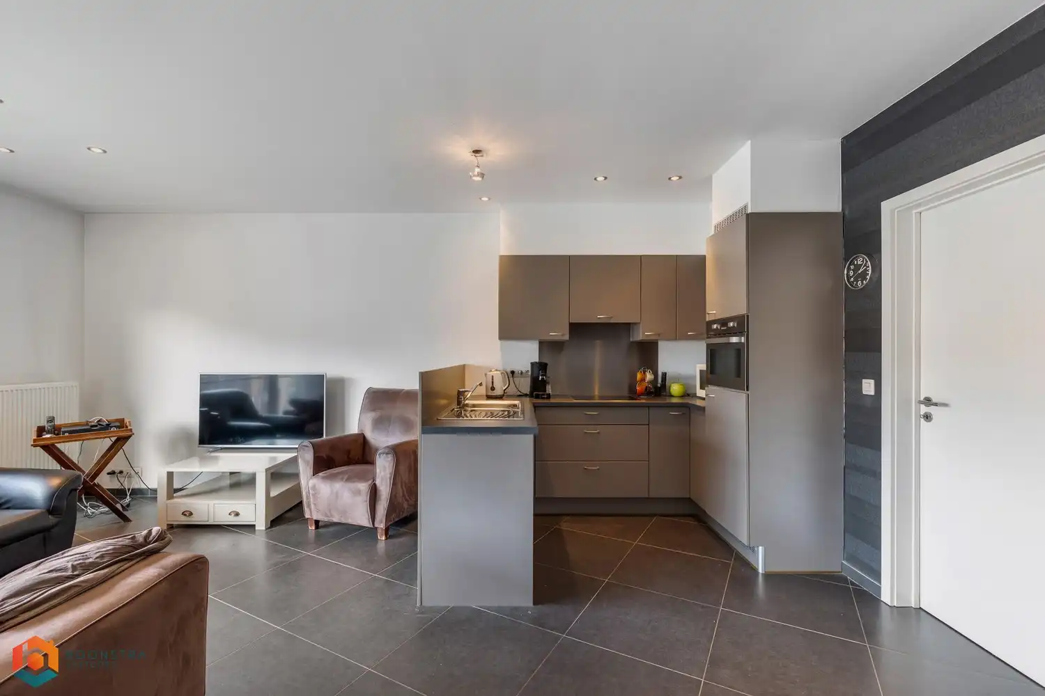 Appartement met 2 slpkrs in centrum Putte foto 4