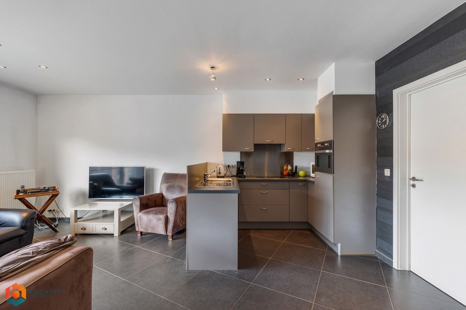 Appartement met 2 slpkrs in centrum Putte foto 4