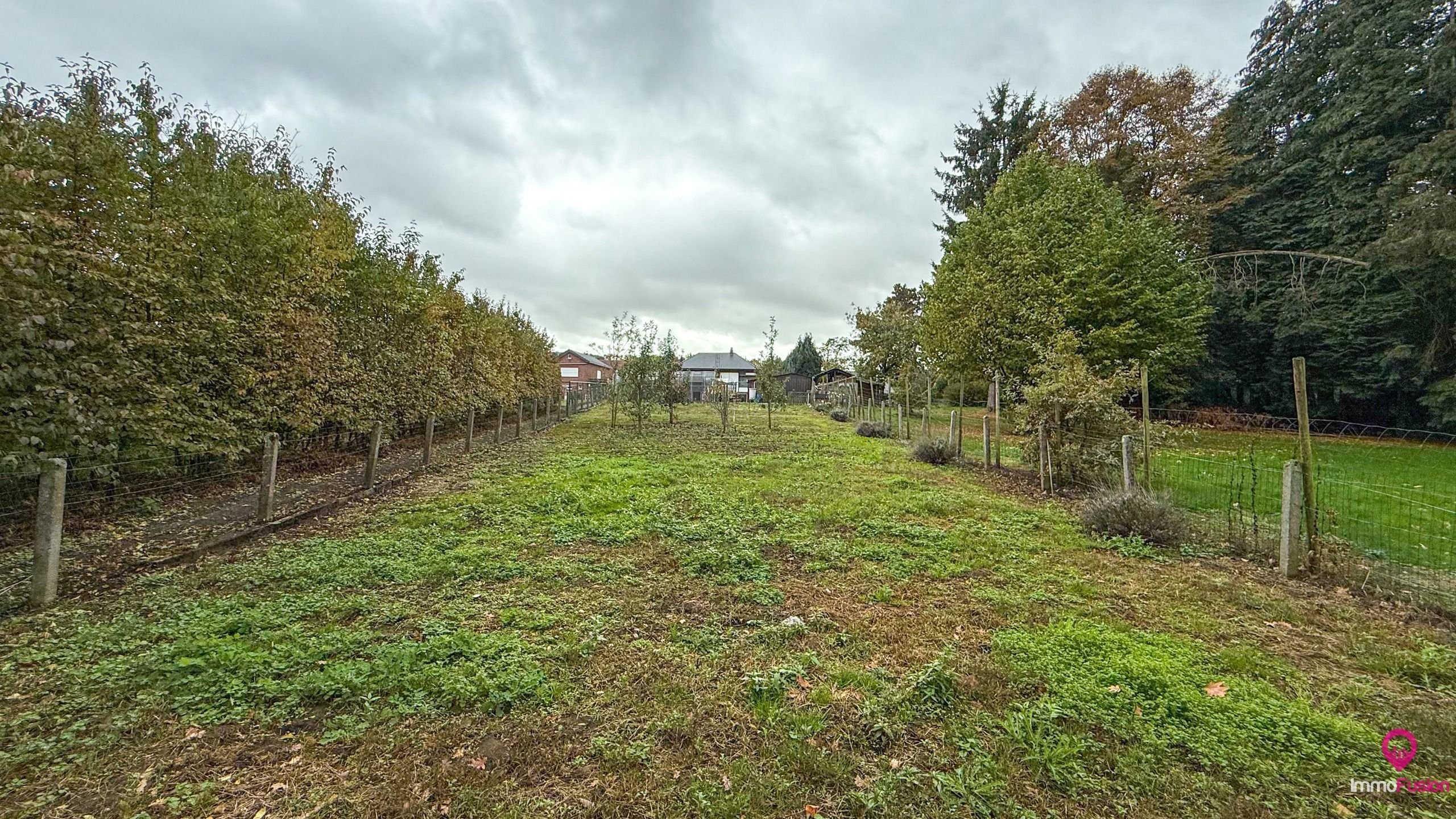 Gelijkvloerse woning met potentieel in Linkhout! foto 36