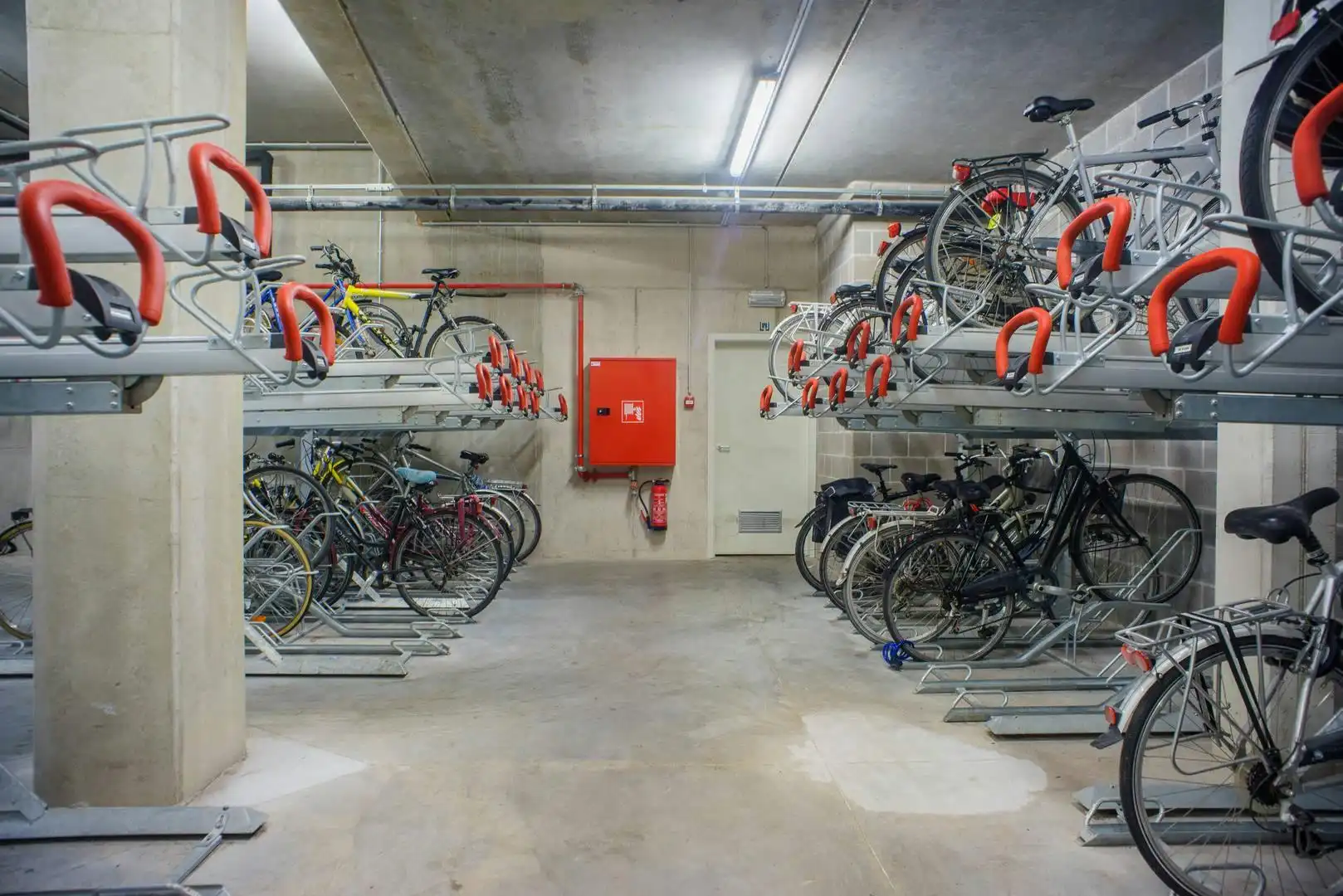 Studentenkamer te koop aan station Brugge foto 5