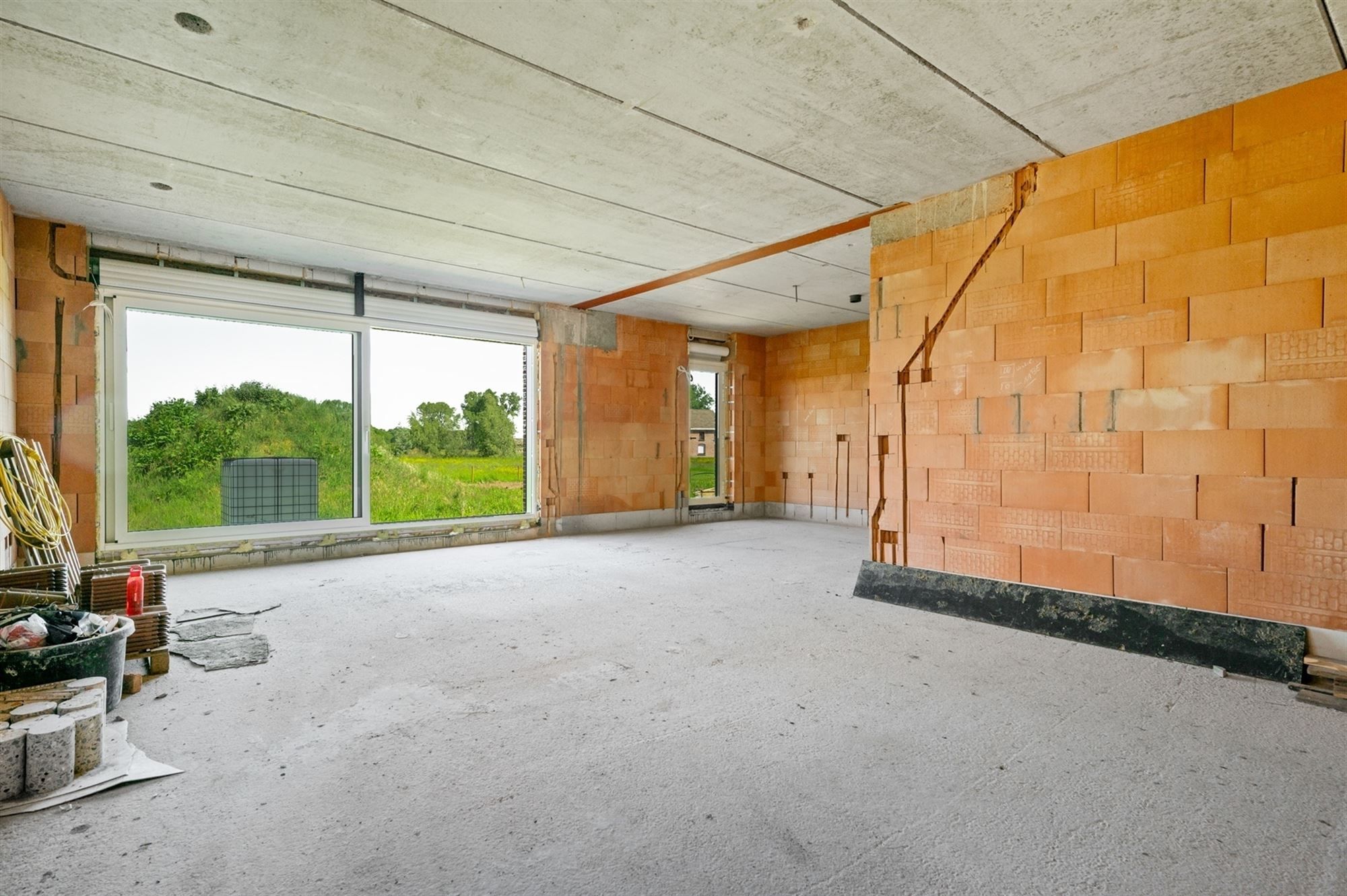 Verrassend ruime nieuwbouwwoning, winddicht opgeleverd, te Onze-Lieve-Vrouw-Waver foto 2
