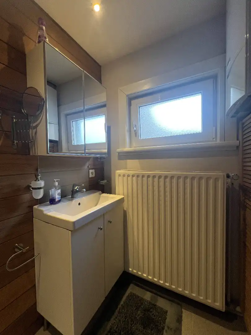 Instapklaar appartement met 2 slaapkamers en dakterras in Oostende foto 12