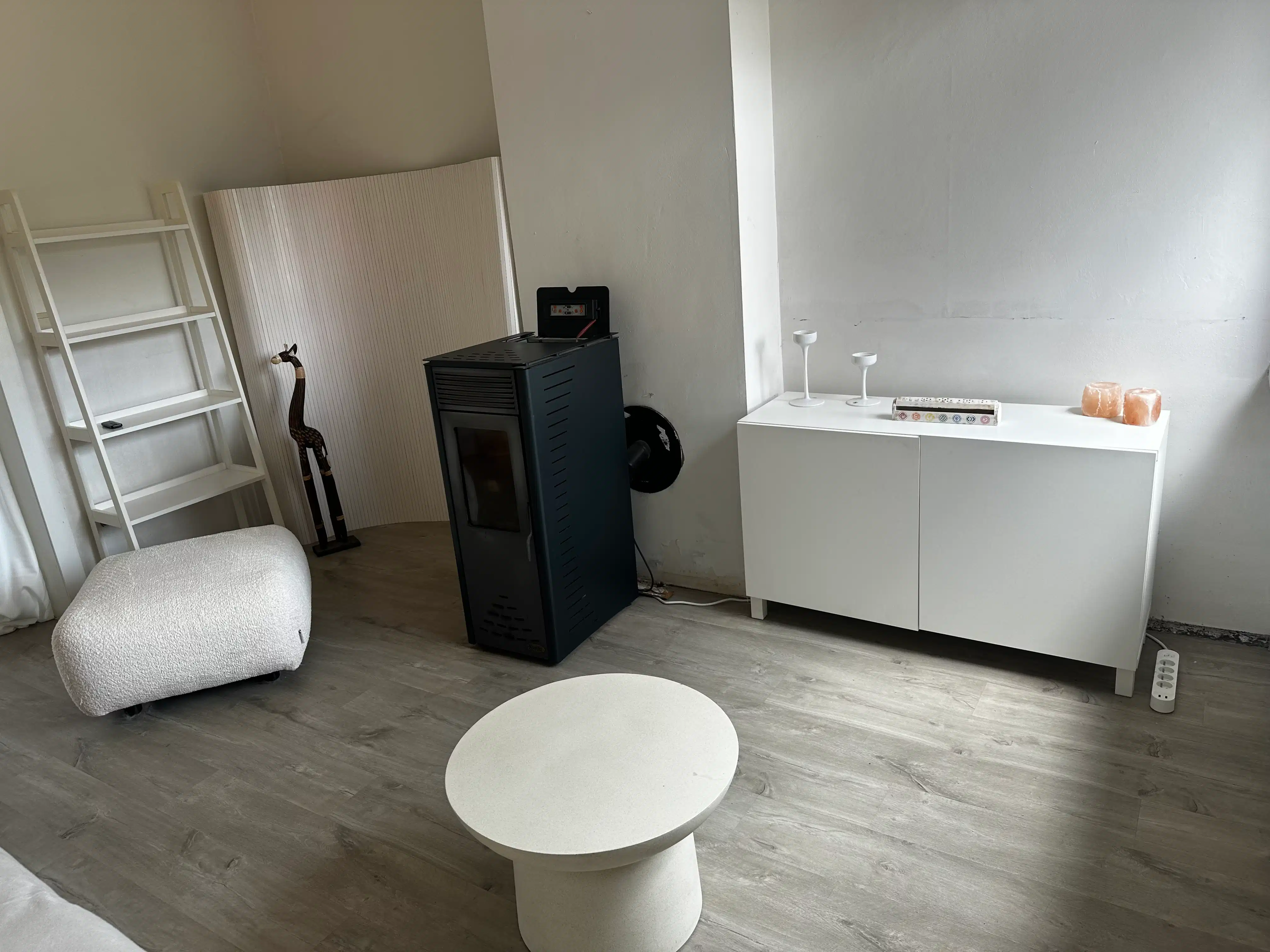 Gerenoveerde woning 2 slpks! foto 3