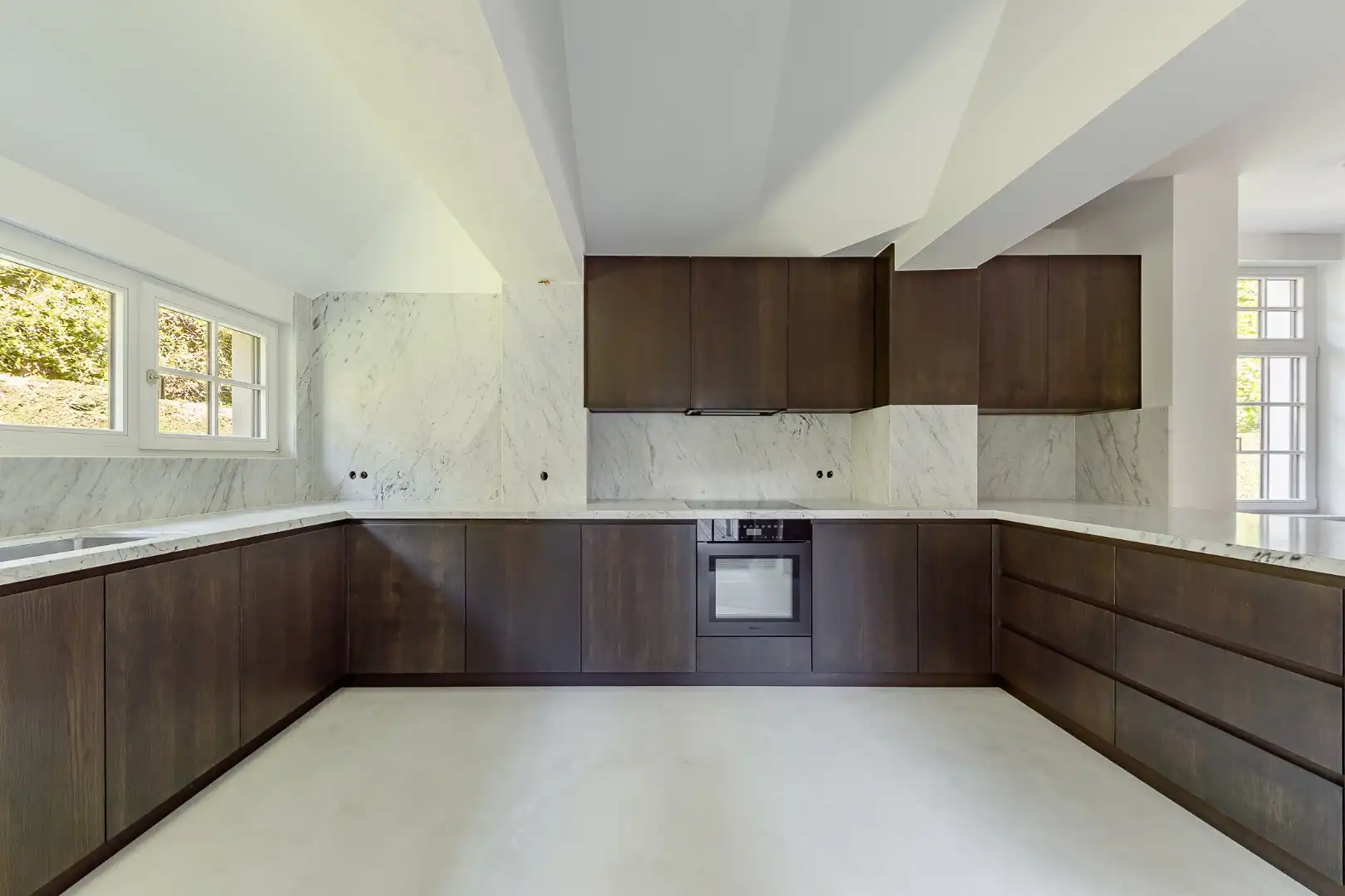 Prachtige, ruime villa in typische Zoute-stijl met centrale ligging in alle rust foto 15