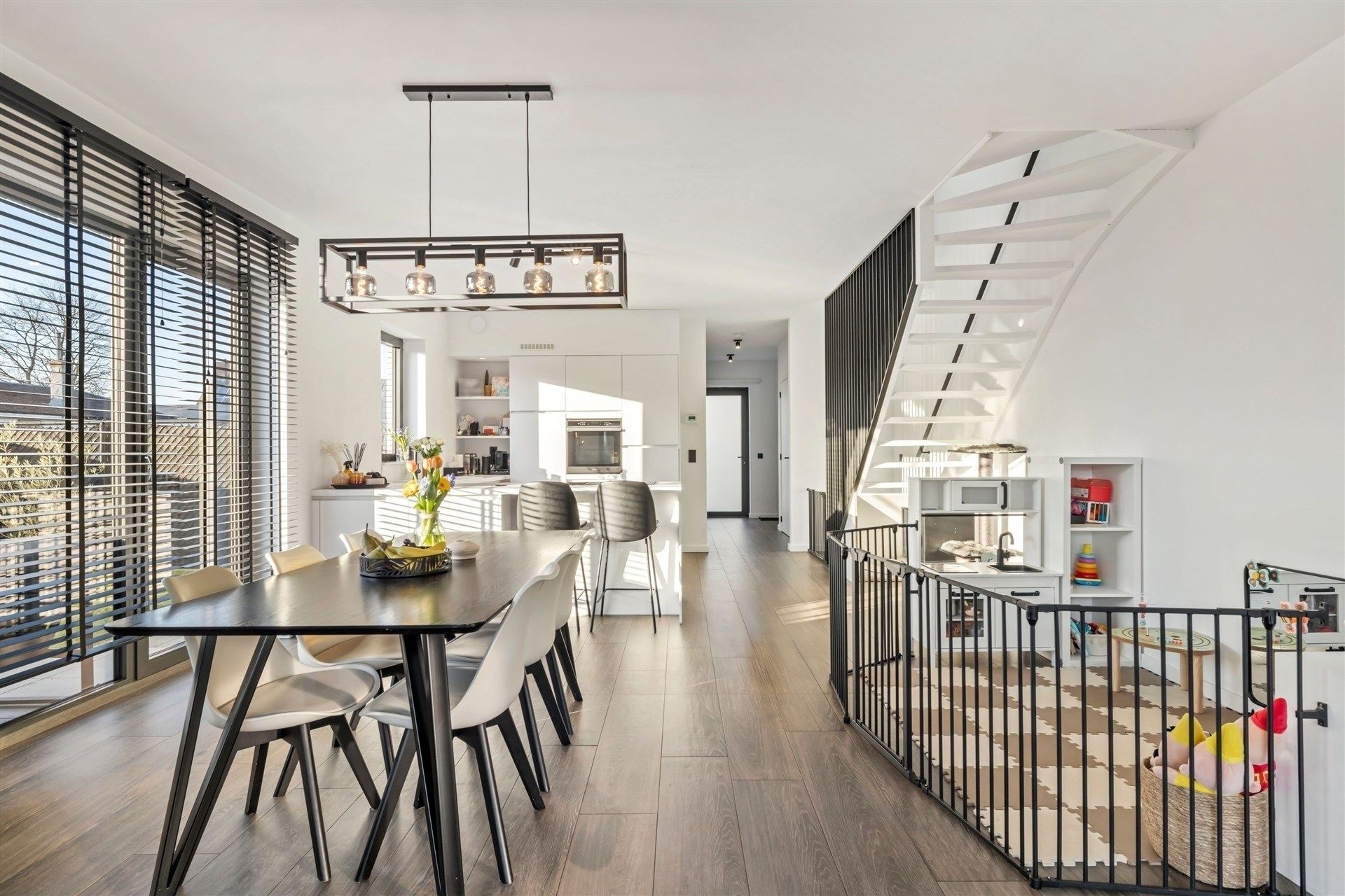 Energiezuinige gezinswoning met 3 slaapkamers en zonnige tuin  foto 4