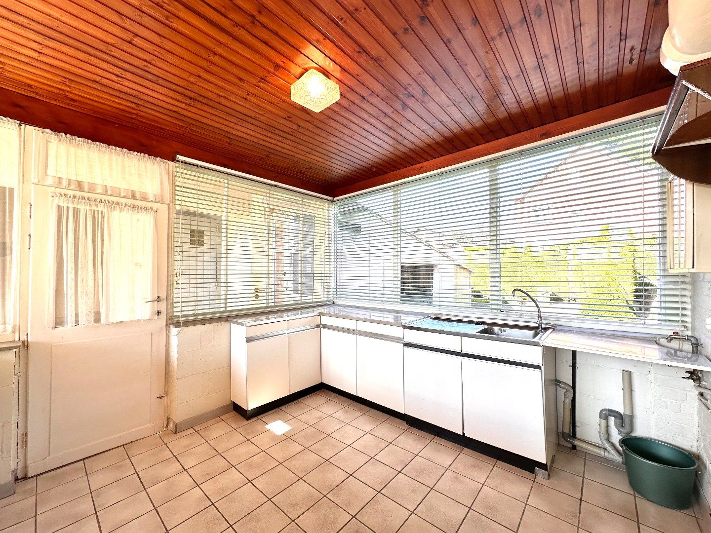 Gezinswoning met karakter, ruime tuin, bijgebouw en garage te Genoels-Elderen foto 7