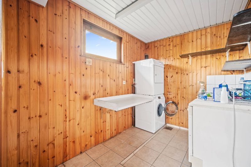 Ruime woning van 260m² op 4a25ca met 4 slaapkamers foto 13