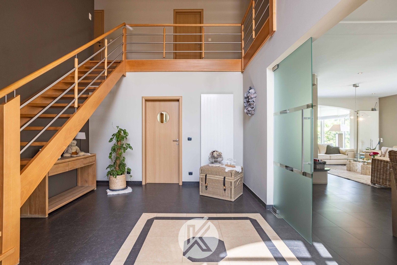 Tijdloze, elegante villa op ruim perceel foto 7