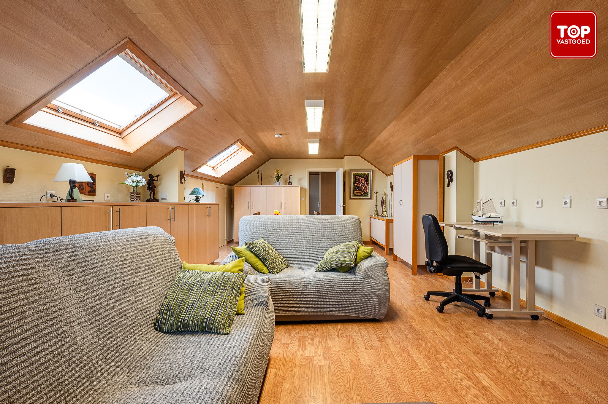 Energiezuinige instapklare woning met 5 slaapkamers en prachtige tuin foto 26