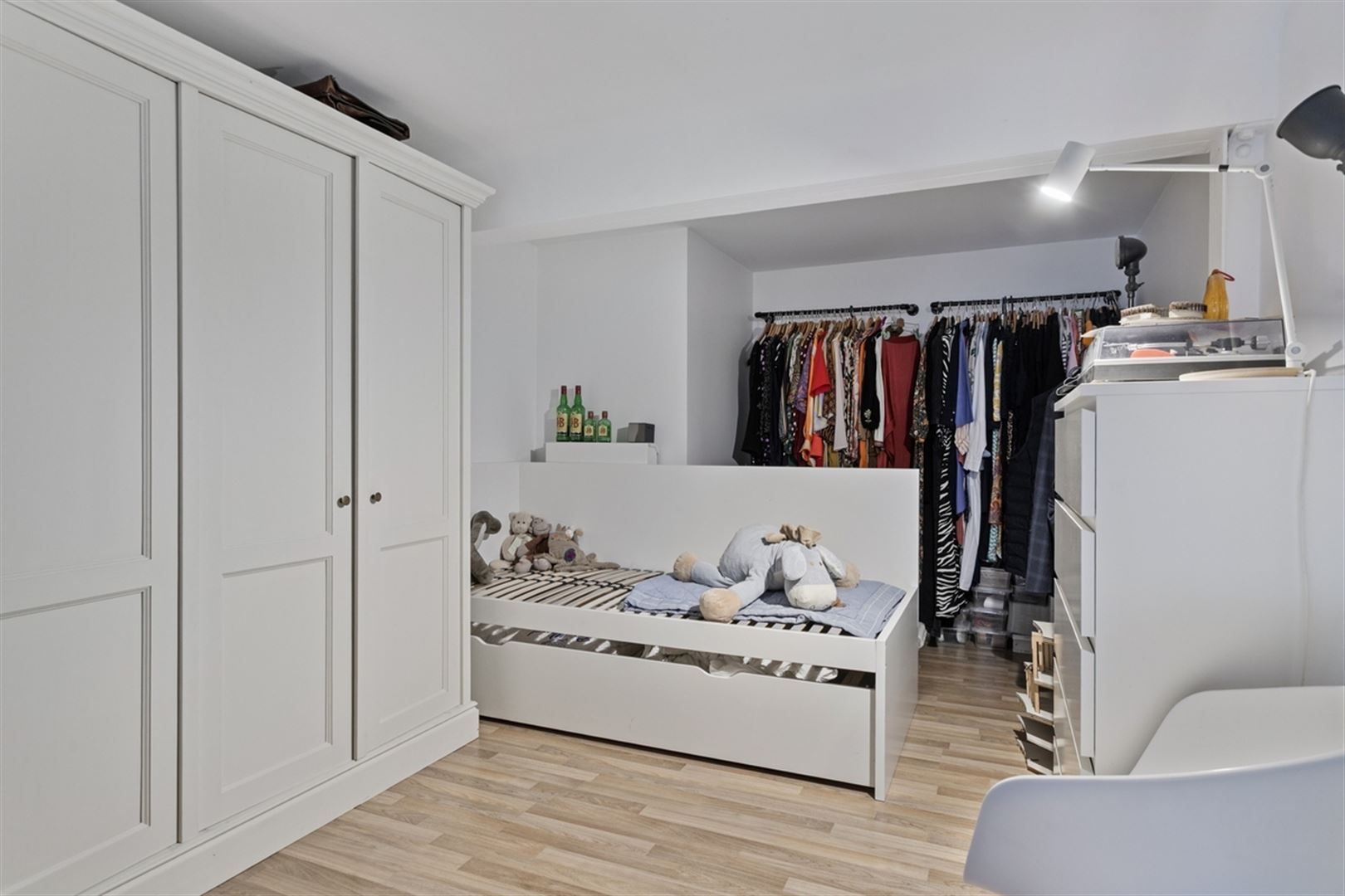 Ruime goed onderhouden loft van 235 m2 foto 25