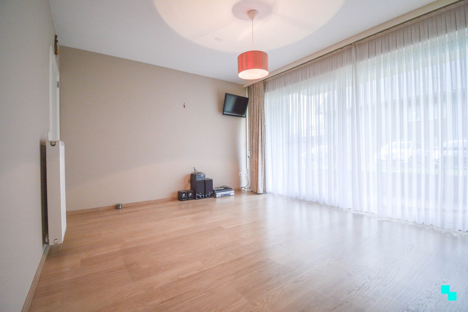 Centraal gelegen, instapklaar appartement te Roeselare foto 18