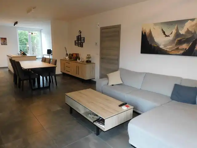 Rustig gelegen, energiezuinig appartement met carport foto 3
