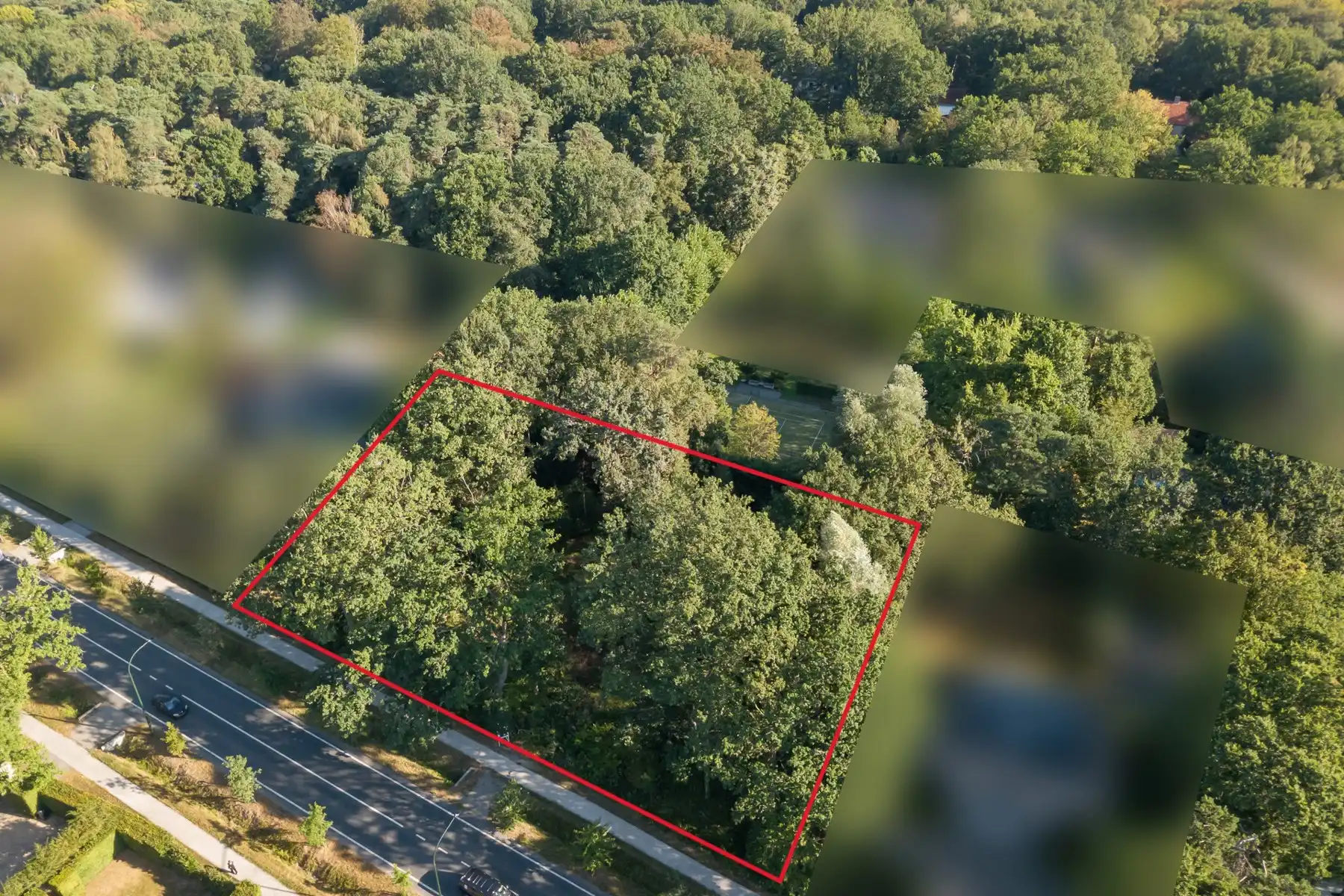 Bouwgrond van 2.247 m²  met een breedte van 50 m. te Schilde foto 2