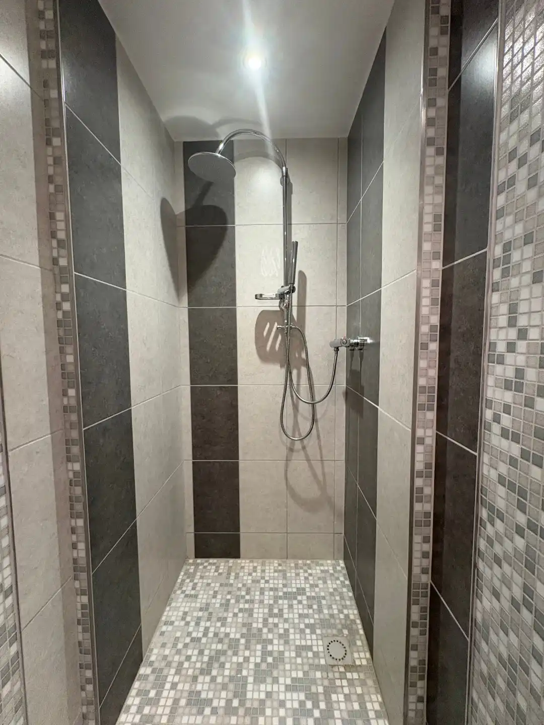 Gelijkvloers appartement met tuintje op toplocatie nabij zee foto 8