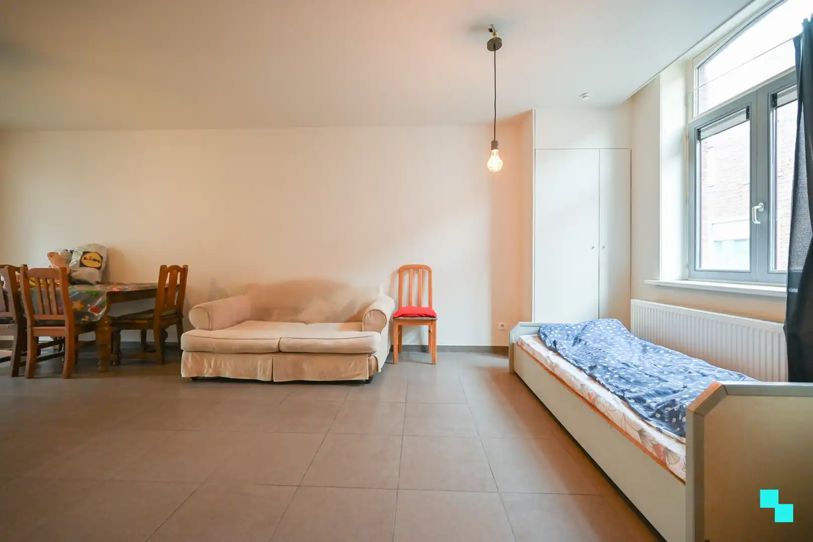 Instapklare woning met twee slaapkamers nabij centrum Izegem foto 7