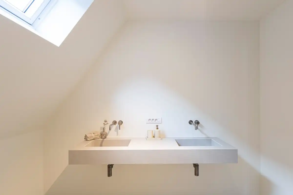 Sfeervol wonen te Brugge in een historisch gebouw foto 19