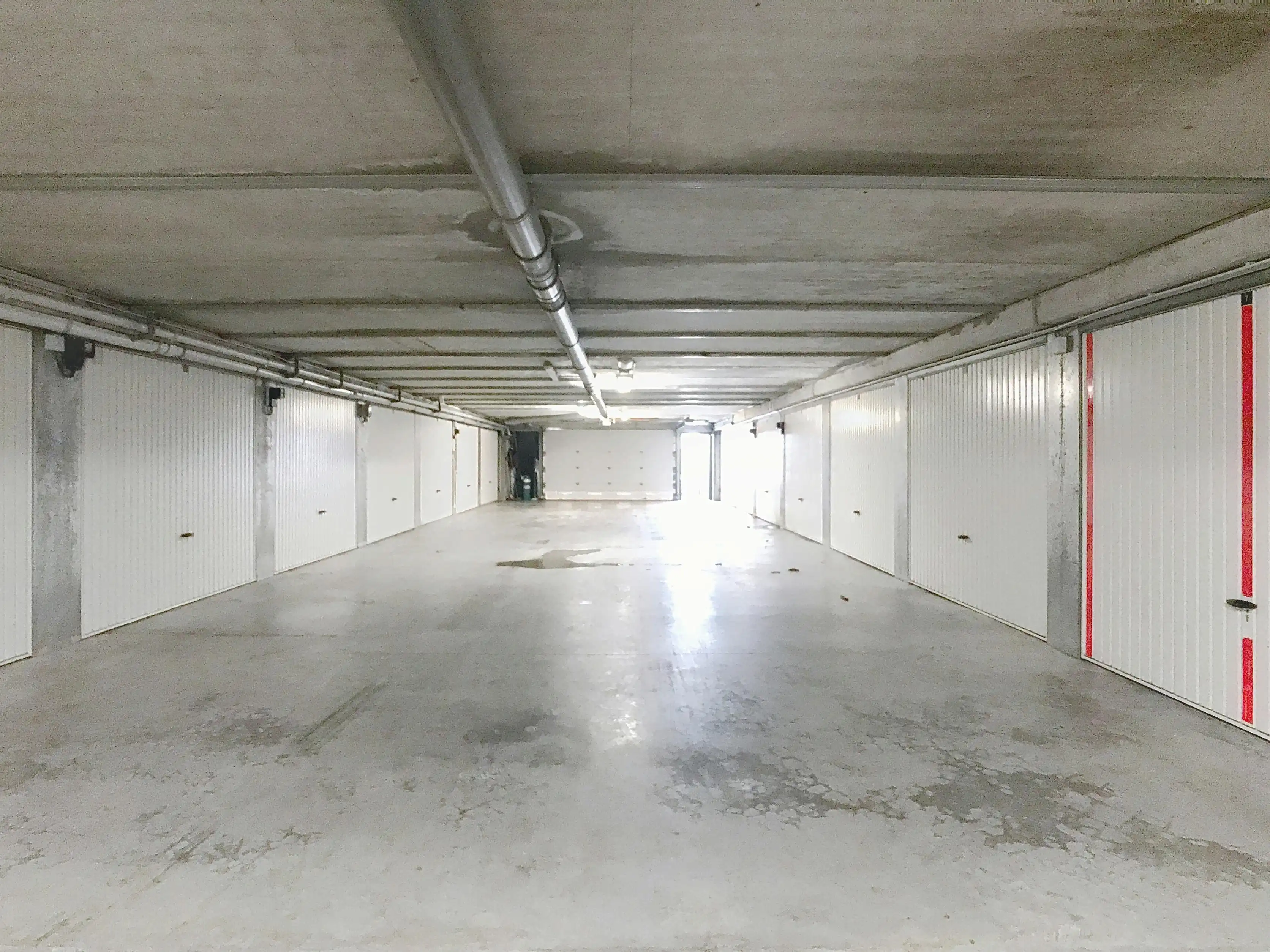 Vlot bereikbare garagebox te koop te Middelkerke! foto 8