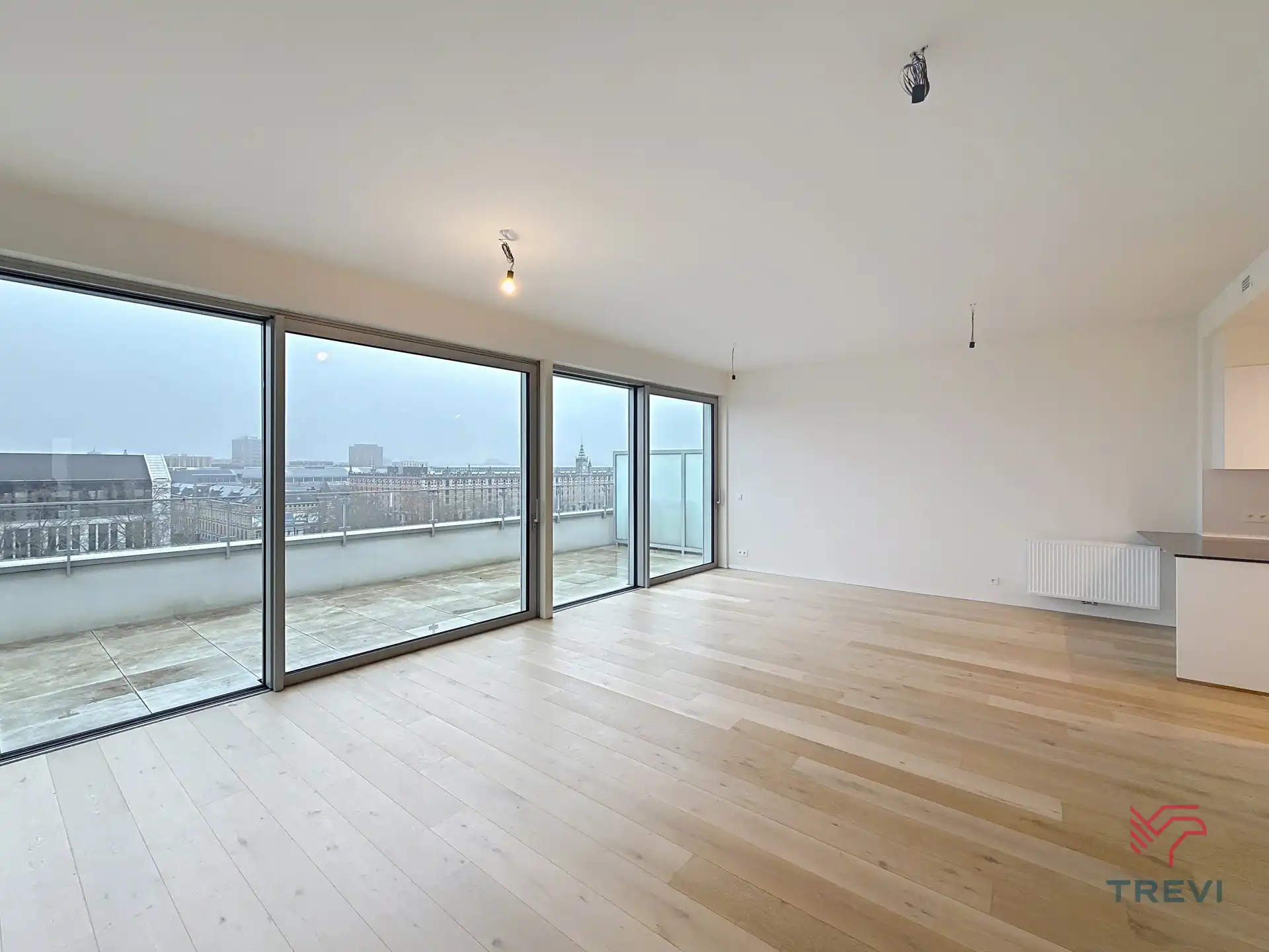 Canal Wharf : Stedelijke elegantie met adembenemend uitzicht foto 2