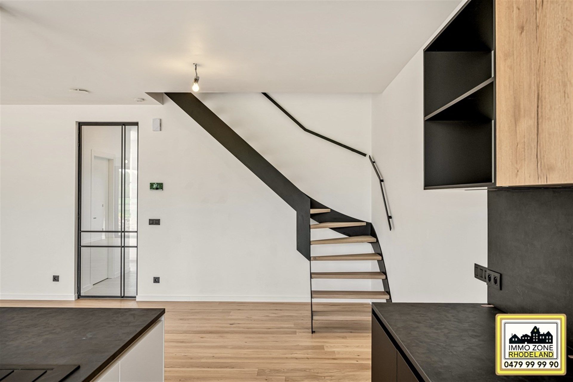 Luxueus gerenoveerde woning met 3 slpks en prachtige tuin foto 16