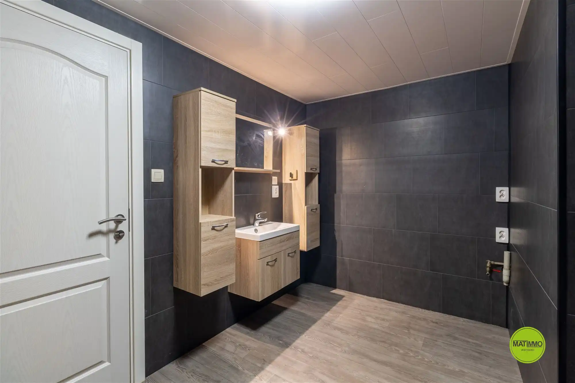Karaktervolle woning met zuidgerichte tuin in Beringen foto 14