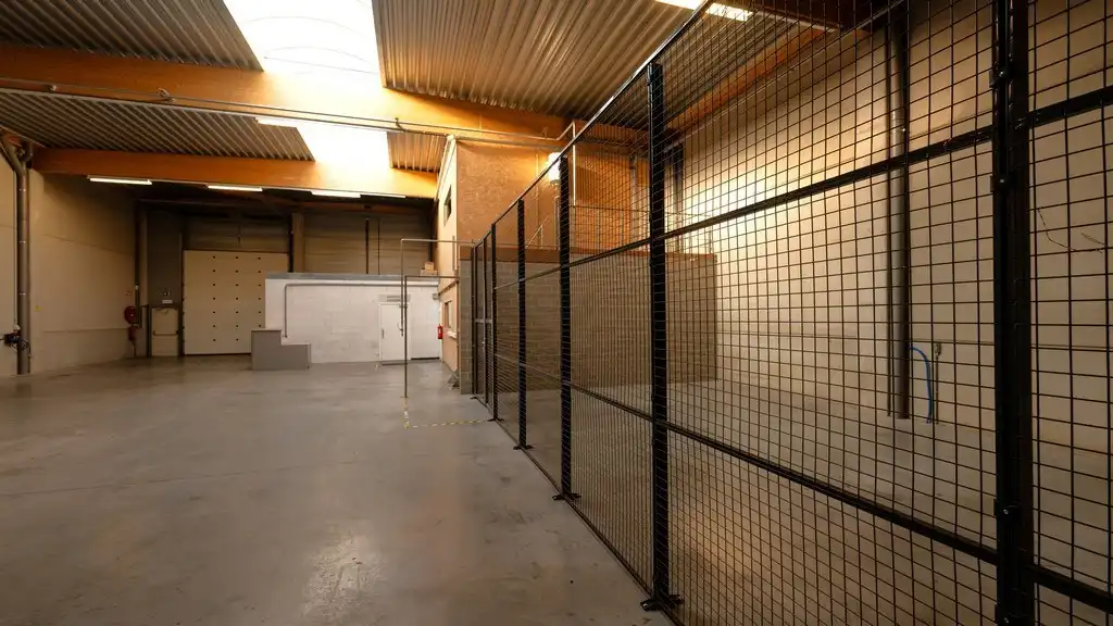 Bedrijfsunit te huur in industriezone de Zaat te Temse foto 12