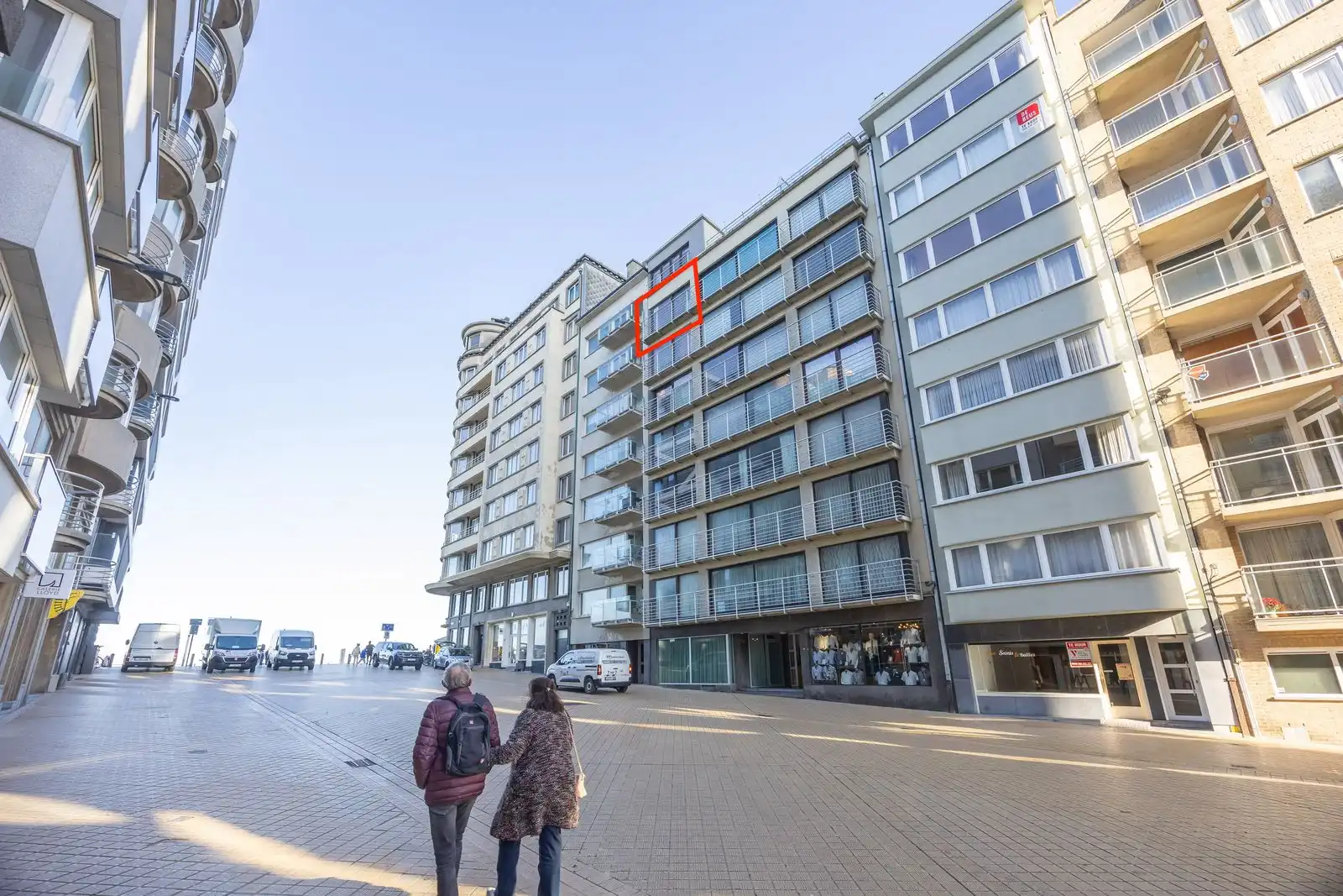 Ruim appartement met 2 slpk en lateraal zeezicht in hartje Oostende foto 11