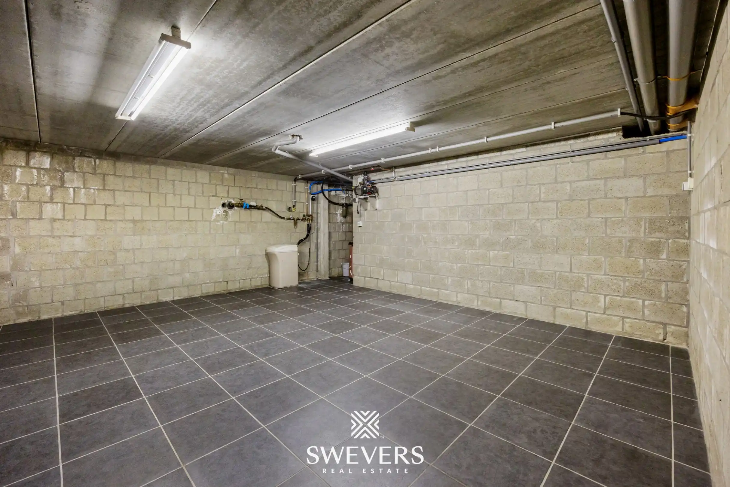 Ruime villa met zwembad, jacuzzi en verwarmd poolhouse met gunstig EPC B  foto 23