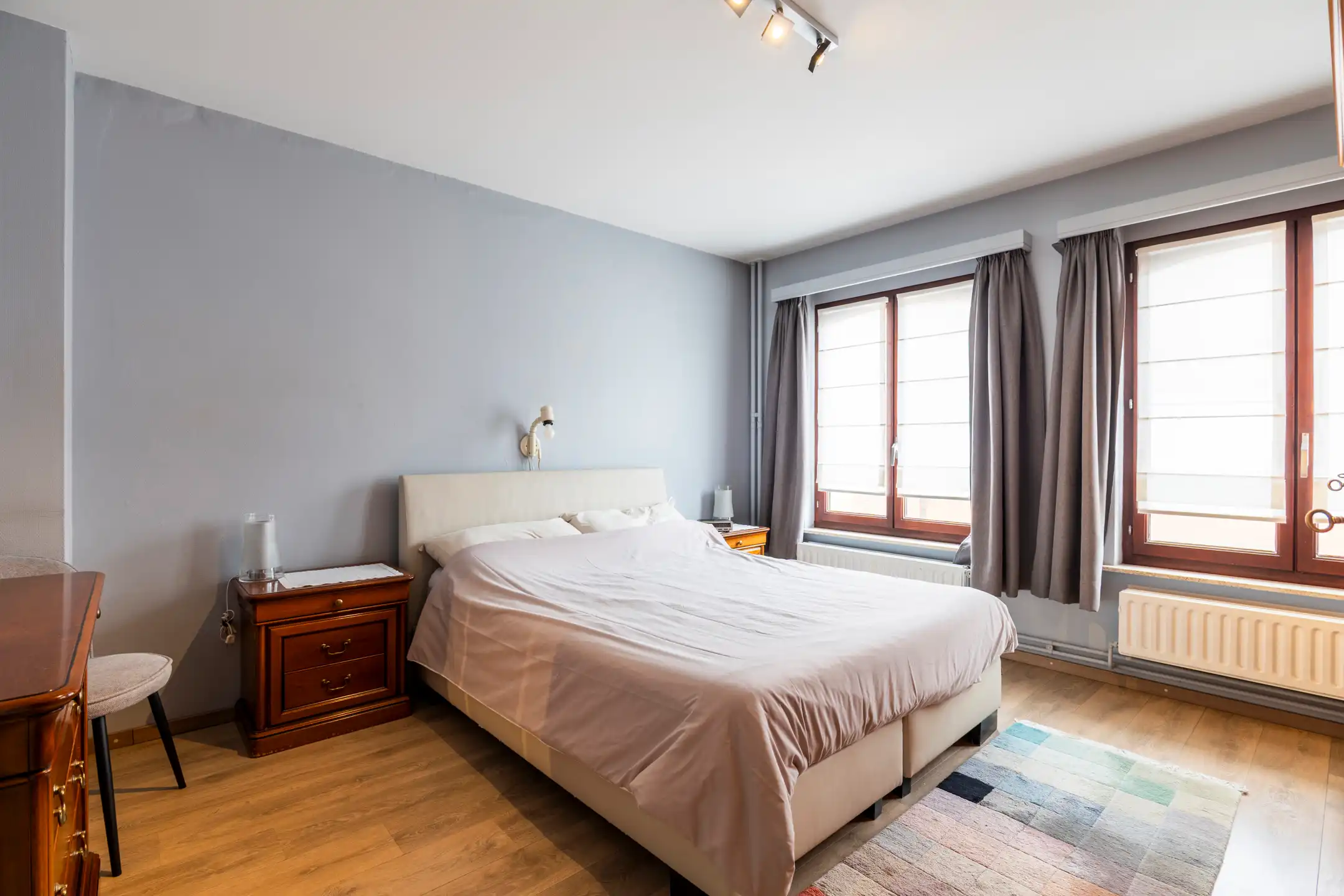 Instapklare ruime woning met tuin aan rand van het centrum. foto 12