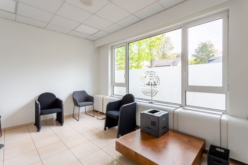 Villa met zee van ruimte , ideaal om te wonen + werken ! foto 9