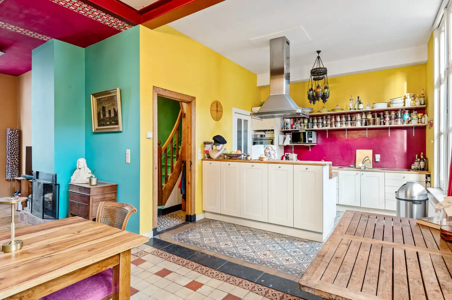 Unieke gezinswoning met 5 slaapkamers en tuin in Borgerhout! foto 8