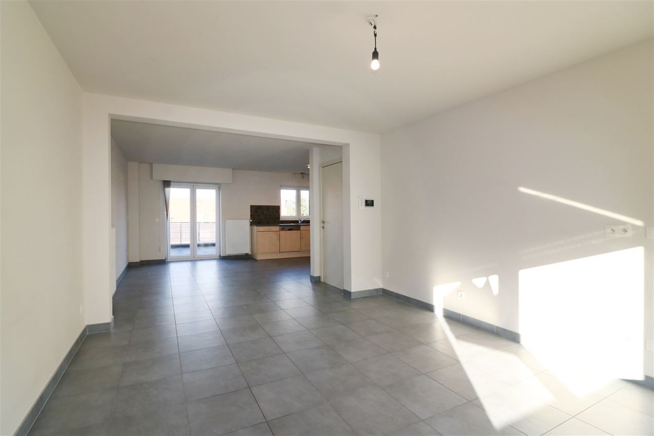 duplex met 2 slpk. en heel groot terras. Tip top ! foto 10