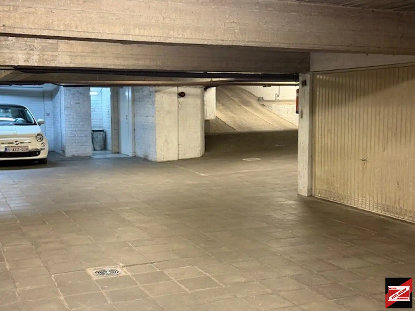 Garage te koop foto 7