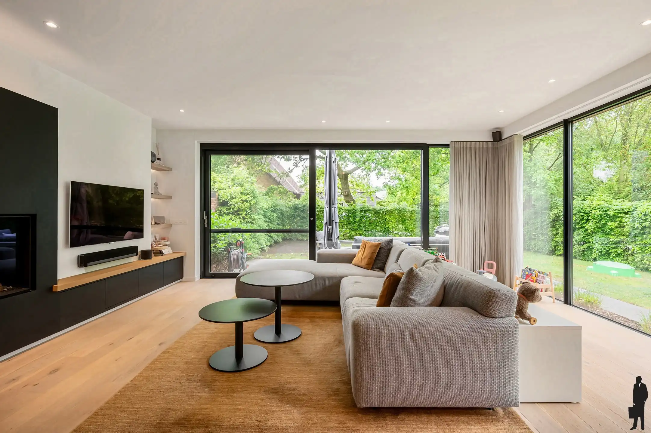 Luxueuze halfopen nieuwbouwwoning (2018) met 4 slaapkamers foto 11