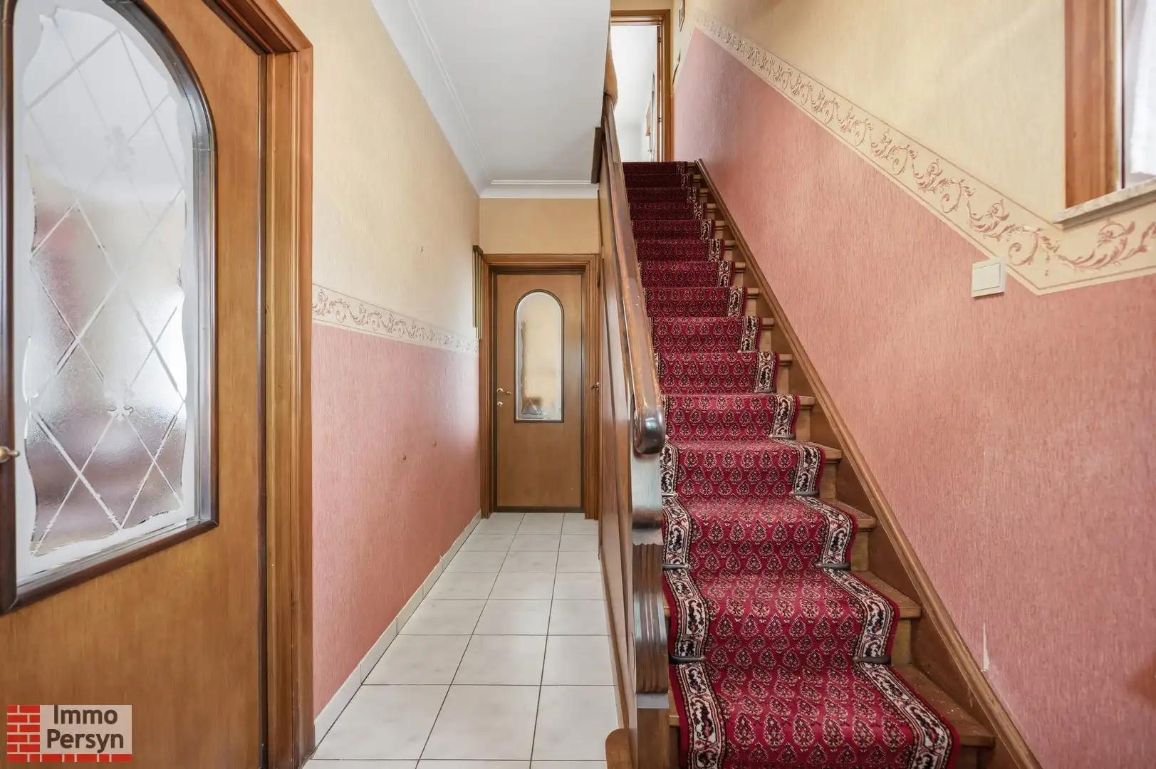 Charmante vrijstaande jaren 50 woning met oprit en tuin foto 7