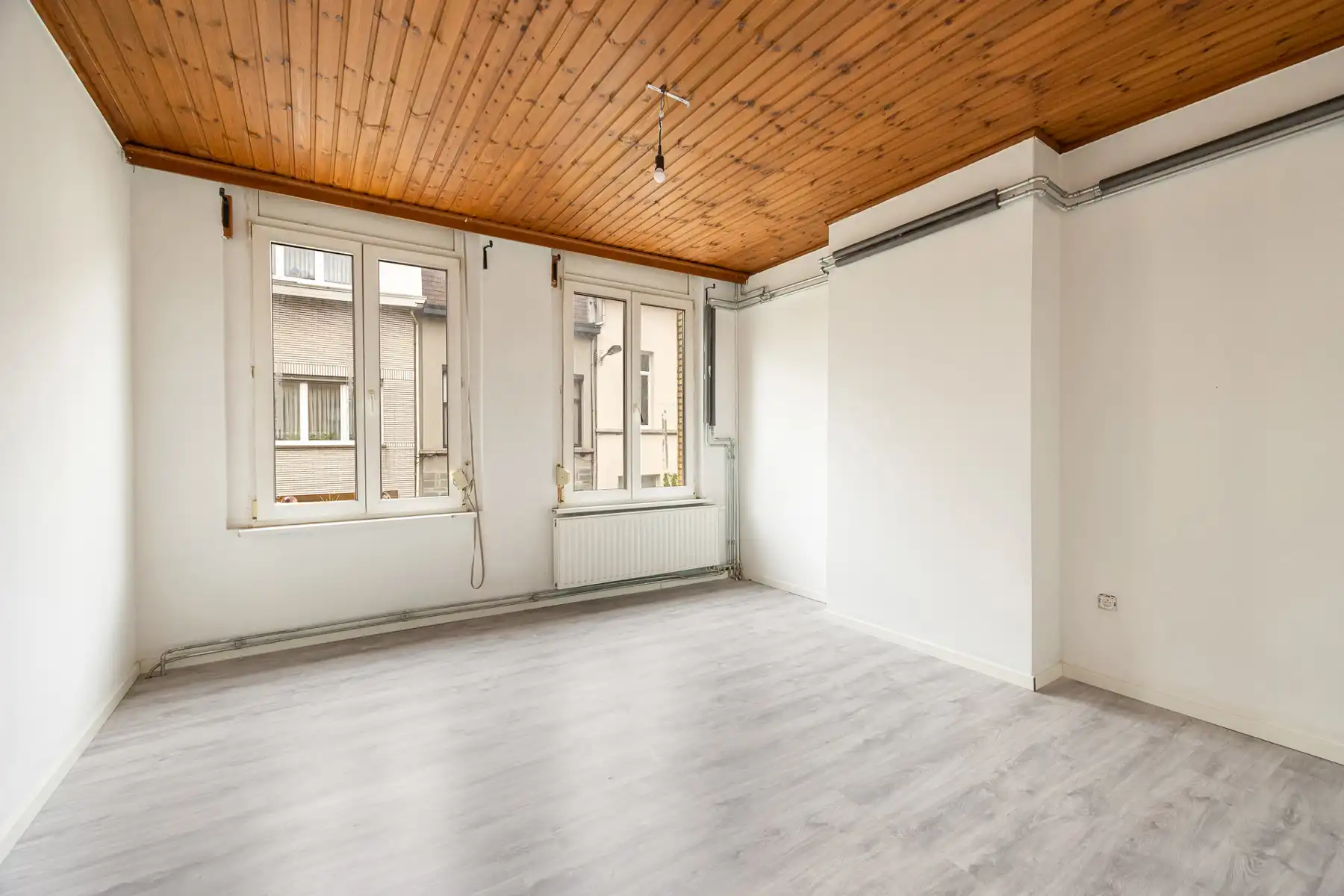 Leuke woning met veel potentieel foto 6