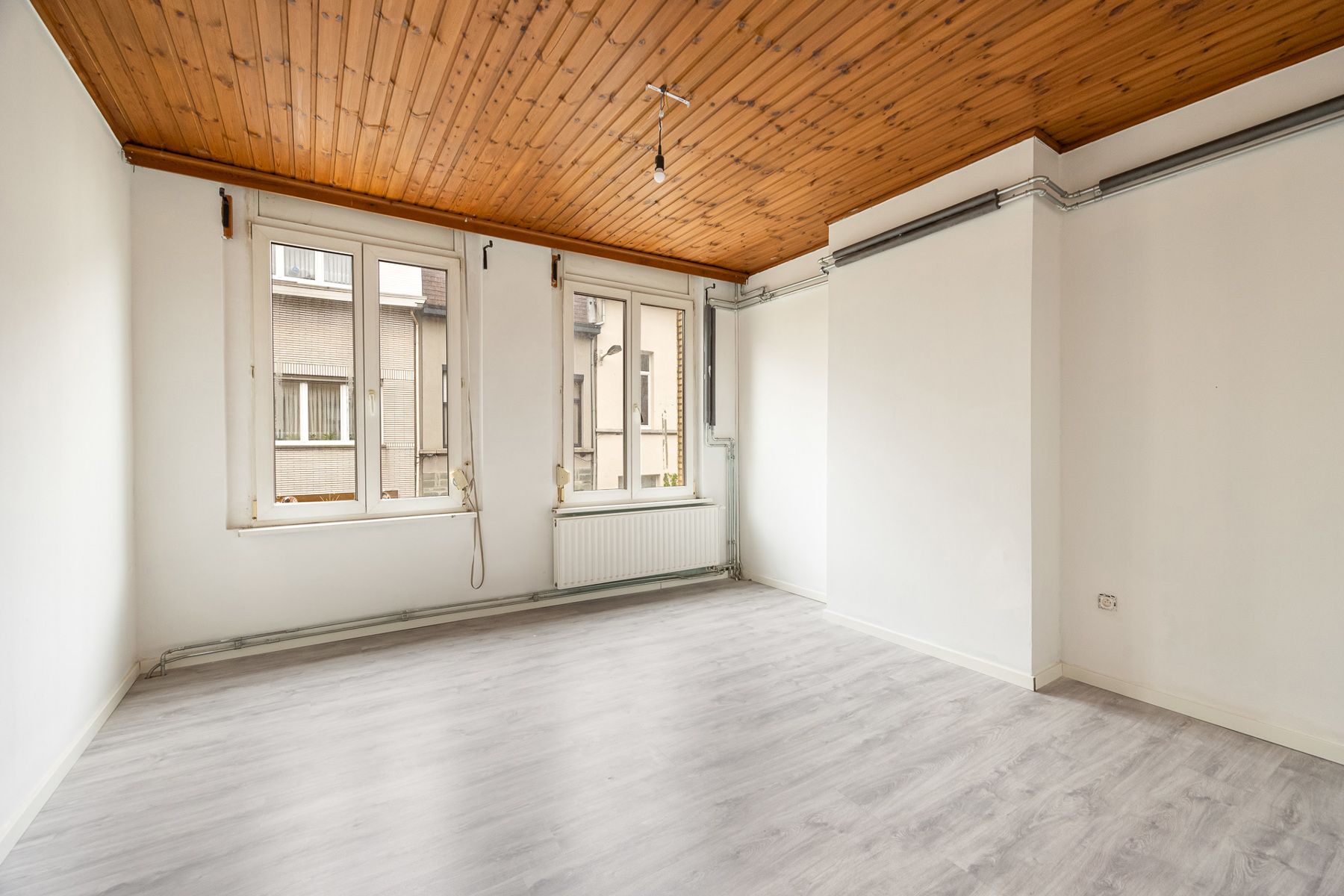 Leuke woning met veel potentieel foto 6