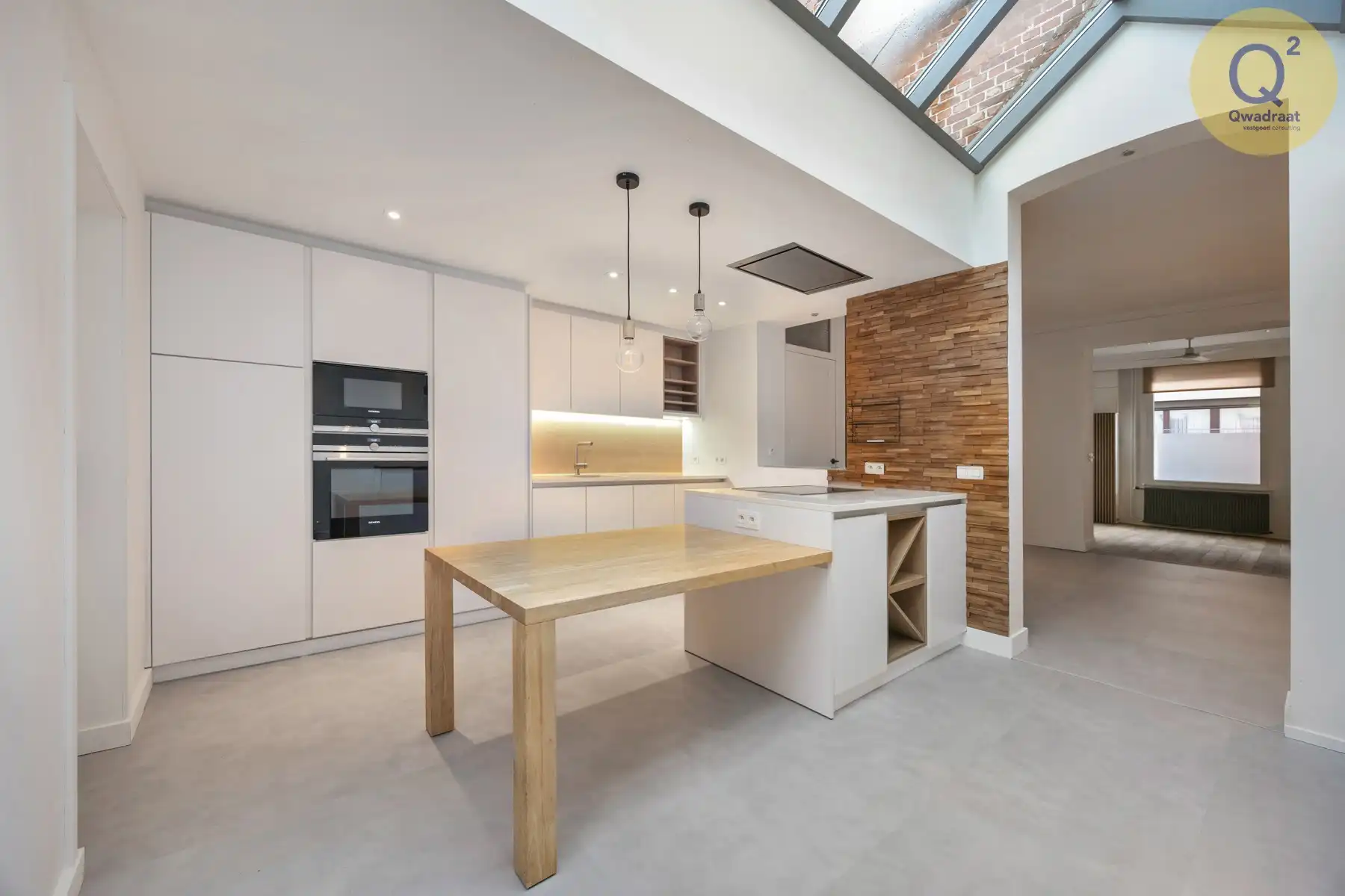 Gerenoveerde instapklare woning met grote tuin foto 9