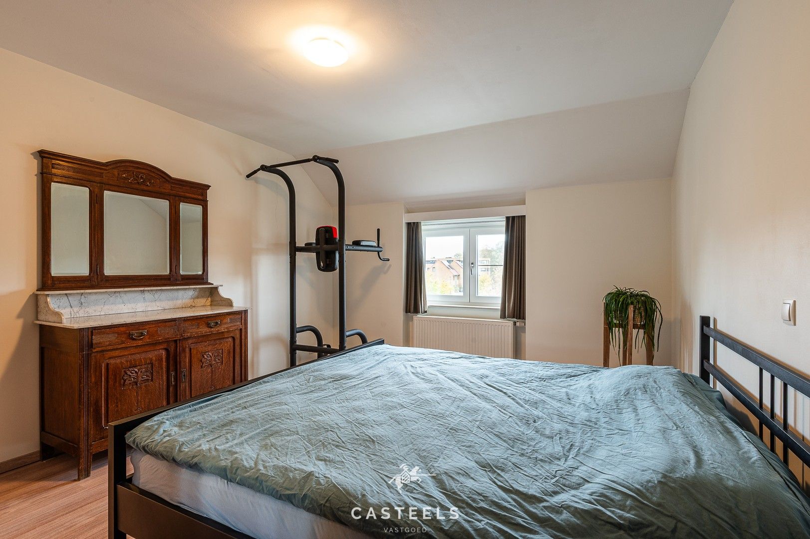 Lichtrijk en instapklaar appartement met garage te koop foto 16