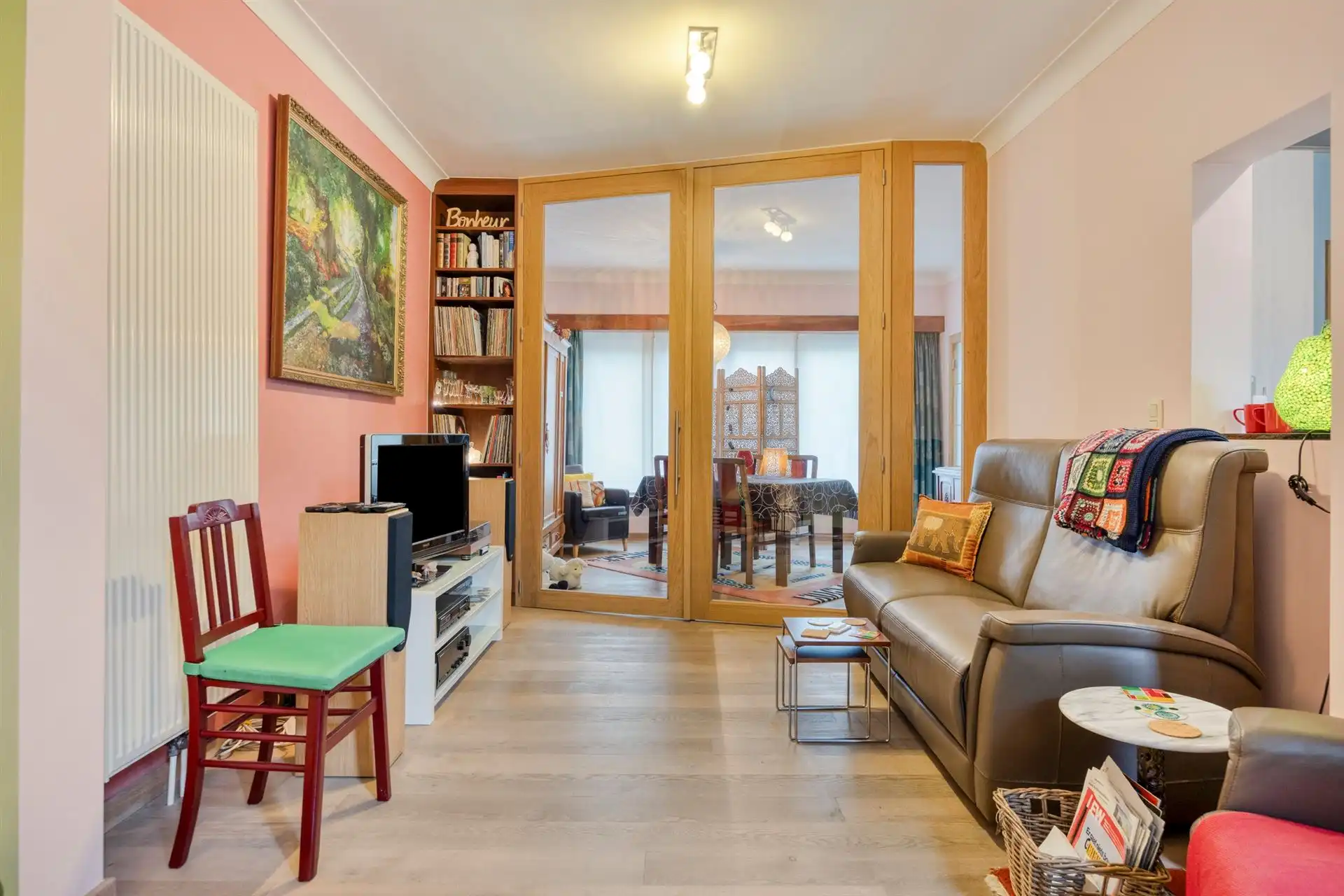 Bel-étagewoning van 231 m² met 3 slaapkamers, tuin & garage! foto 4