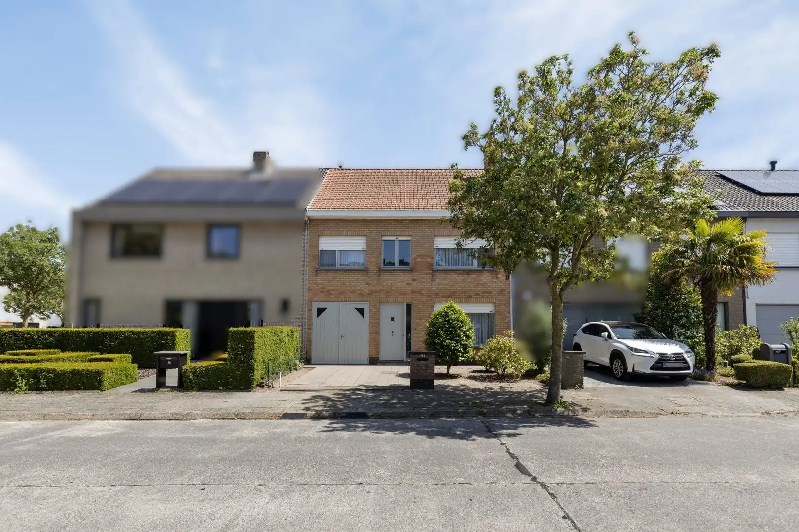 Instapklare gerenoveerde gezinswoning op toplocatie in Sint-Andries foto 24