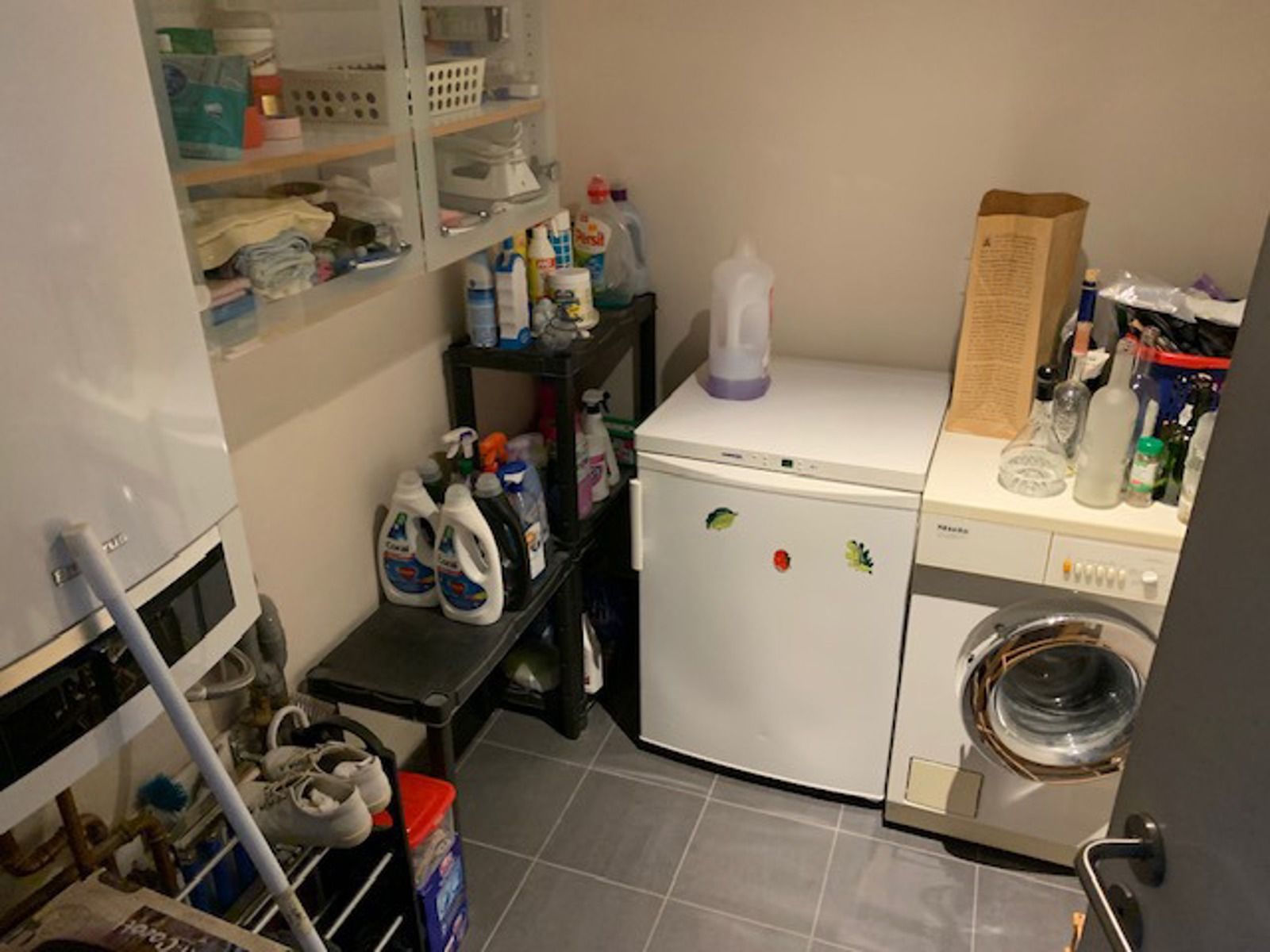 Instapklaar ruim en goed gelegen 2 slaapkamerappartement foto 11