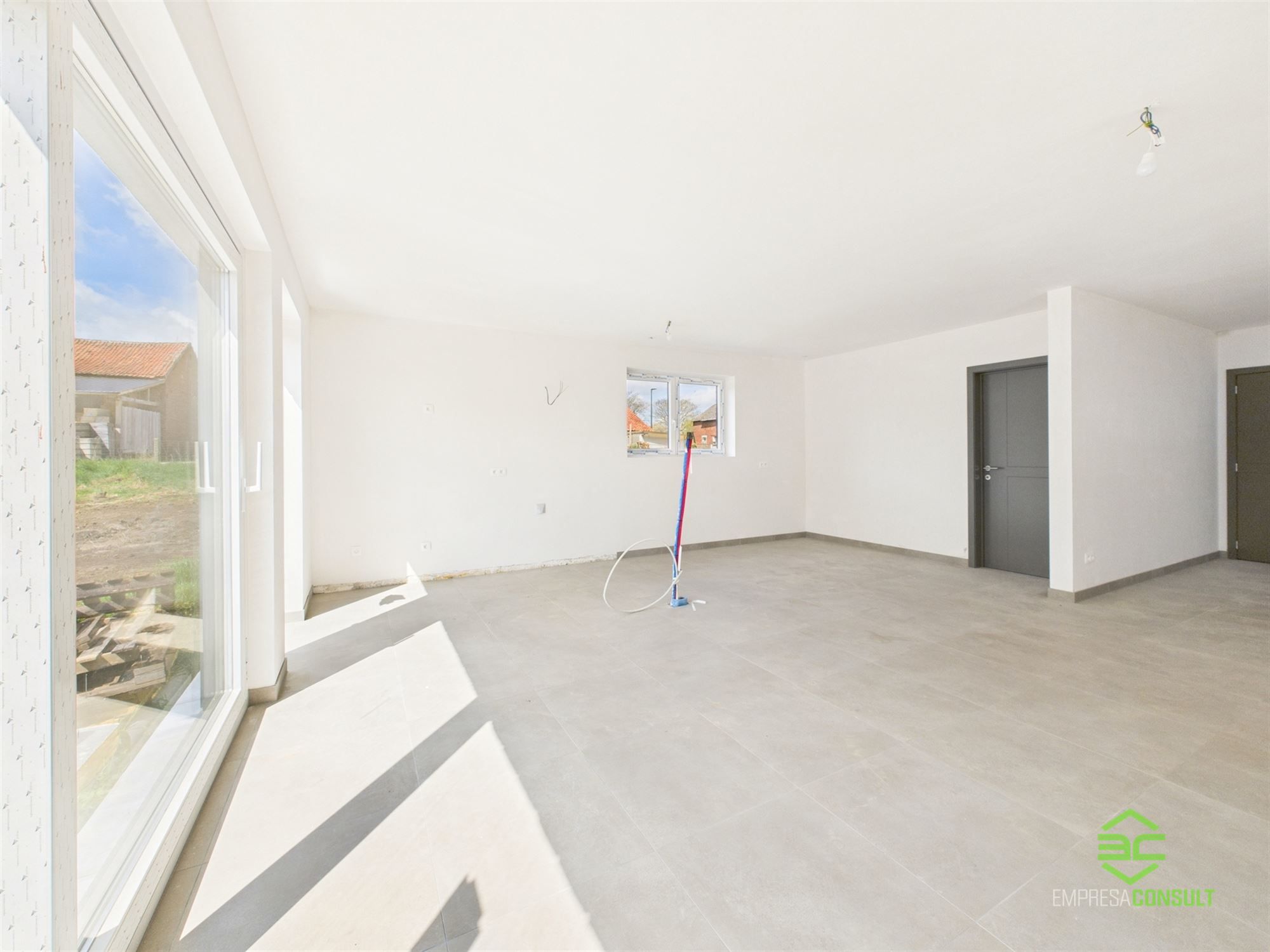 Ruime nieuwbouwwoning met 4/5 slpk en 2/3 badk! foto 8