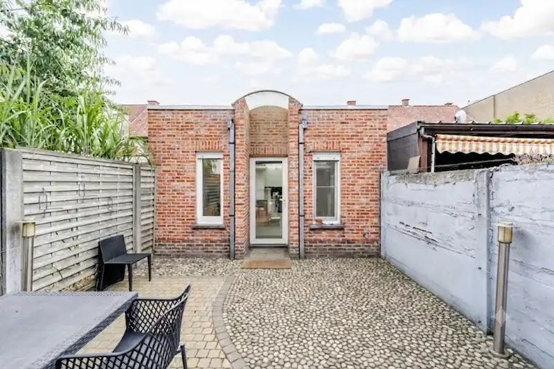 Roeselare : Instapklare, gerenoveerde rijwoning in hartje Roeselare! foto 16