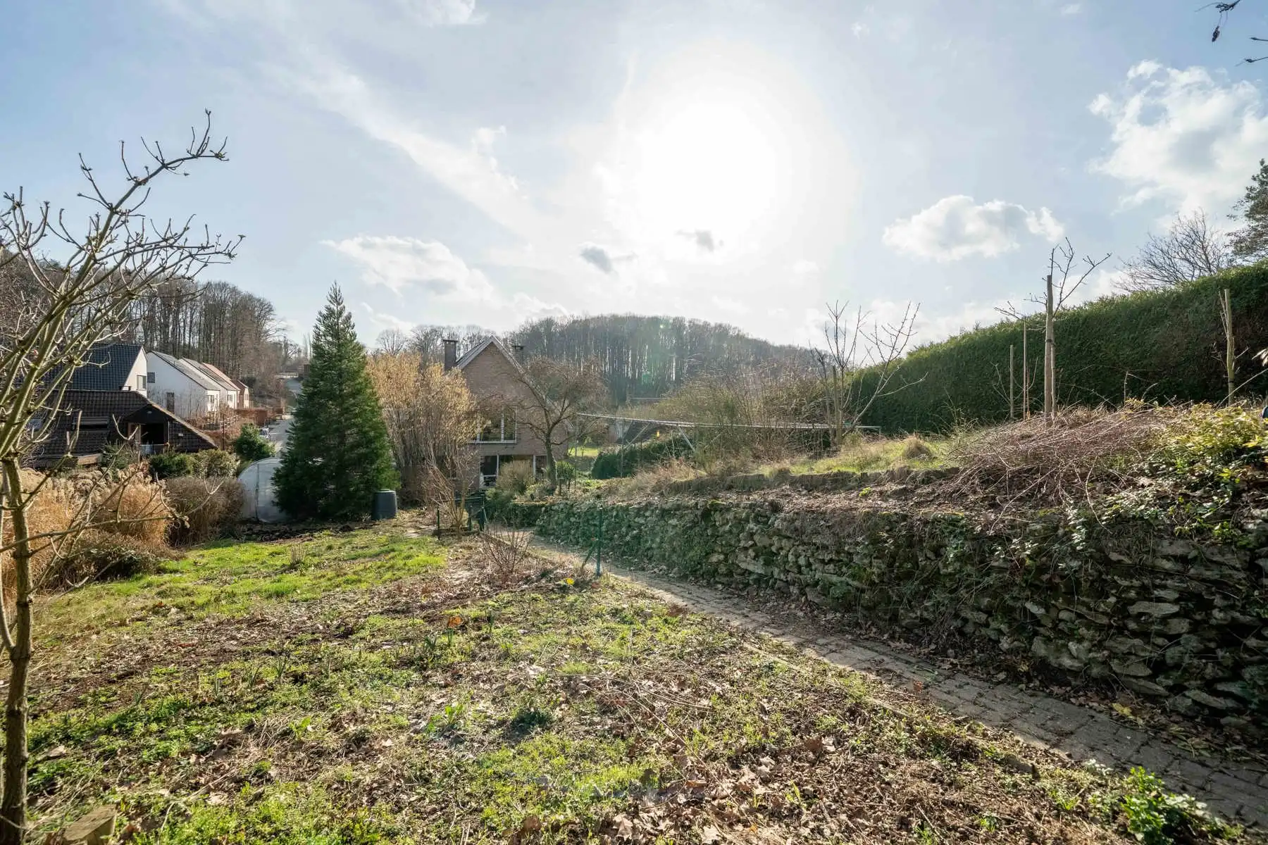 Ruime villa met potentieel. foto 21