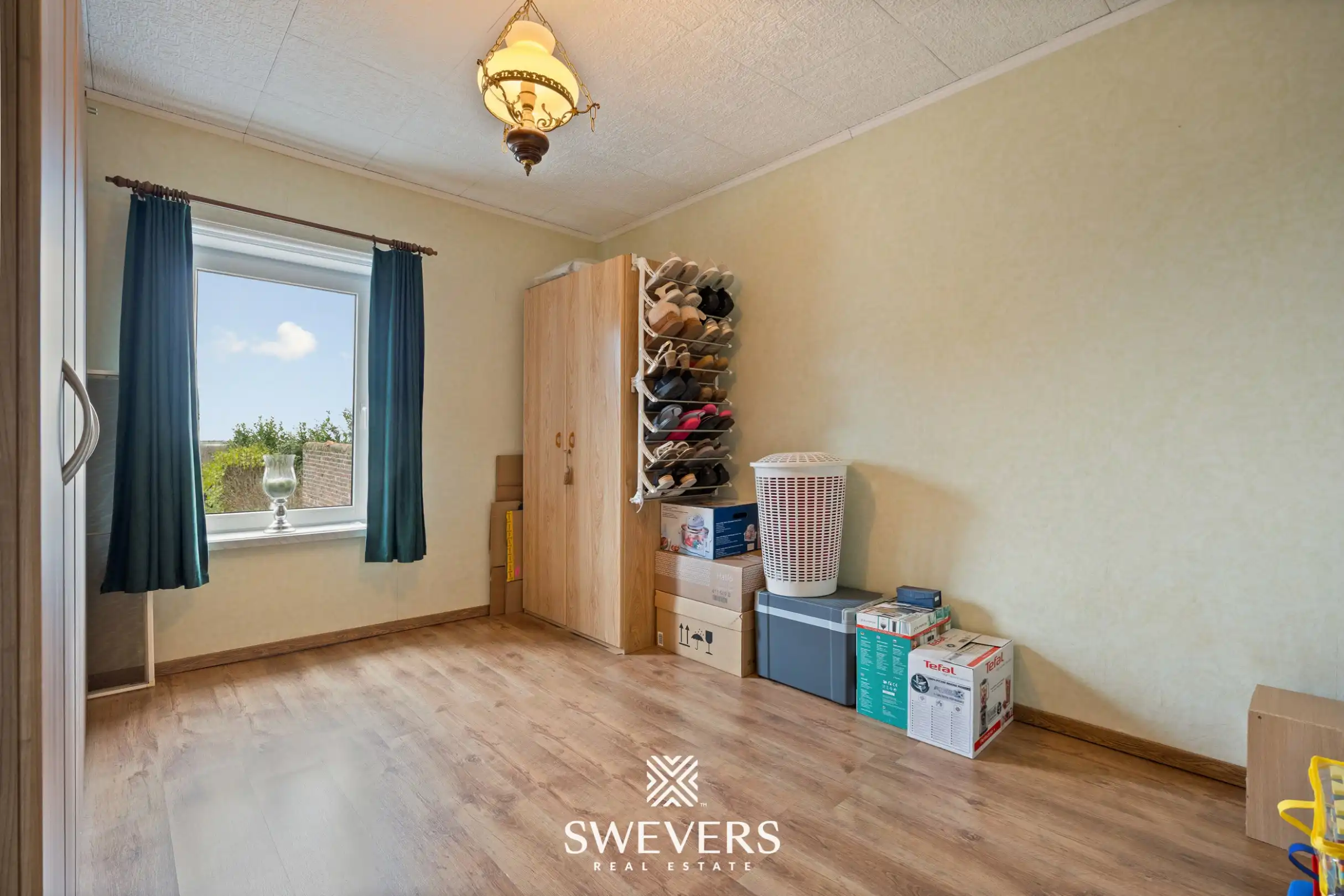 Ruime gezinswoning met 4 slaapkamers, inpandige garage en een ruime tuin foto 22