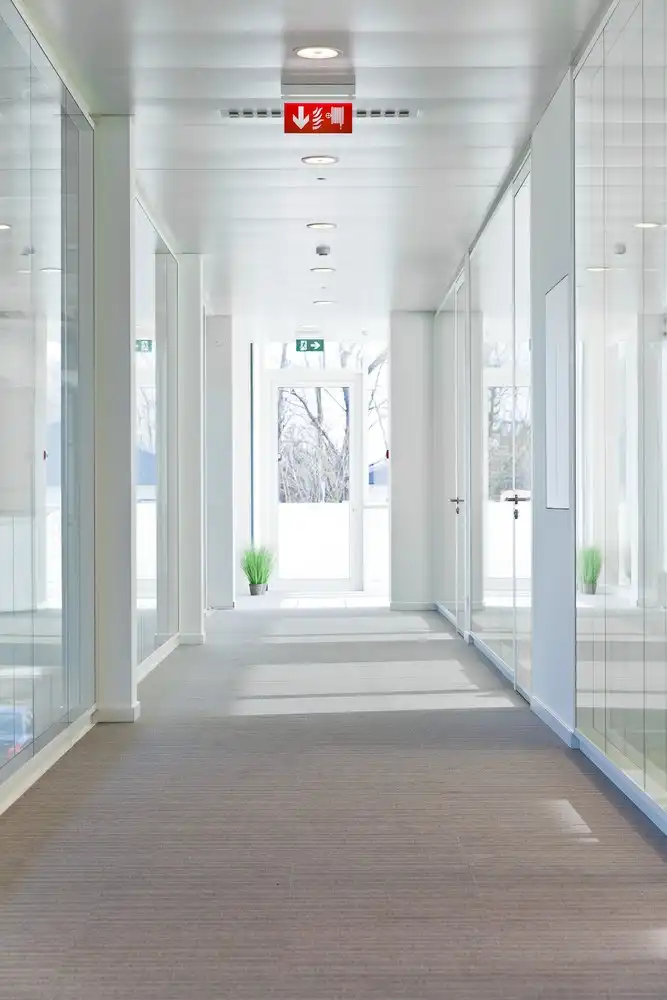 2.294m² Bedrijfsgebouw foto 11